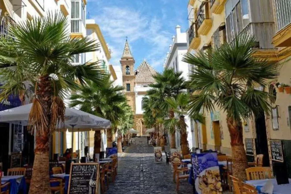 Apartment Cadiz Loreto